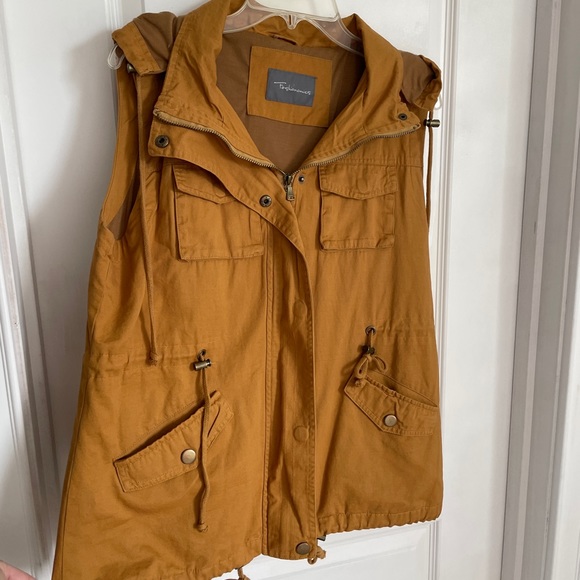 Fashionomics Jackets & Blazers - Fashionomics Full Zip Button Hooded Vest Size XL Extra Large